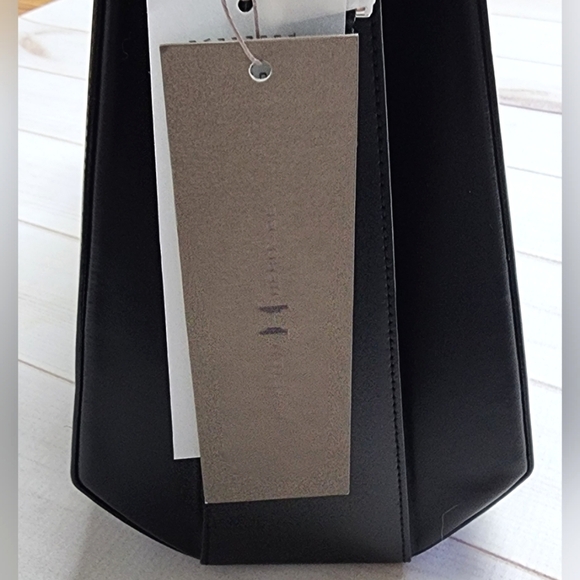 NWT Halston Heritage East West Leather Tote in Black with Dust Bag - Picture 7 of 14